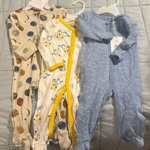 Baby clothes size 6 months, new with tags